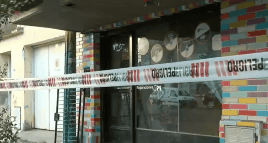 Golpeó a comerciante con una llave inglesa y le robó el local en zona sur