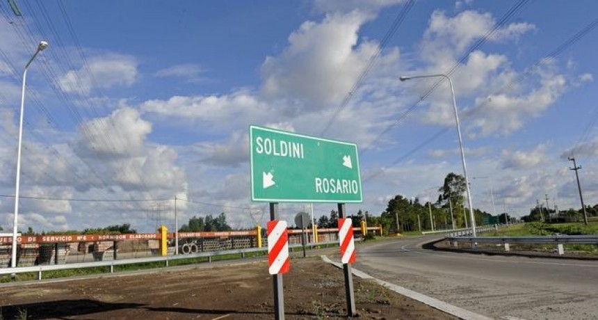 Asalto a distribuidora en Soldini: encerraron al personal y escaparon con poco botín