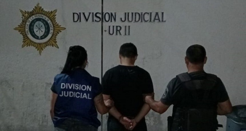 Detuvieron a un hombre acusado de golpear y abusar de un anciano en pleno centro el 29/01
