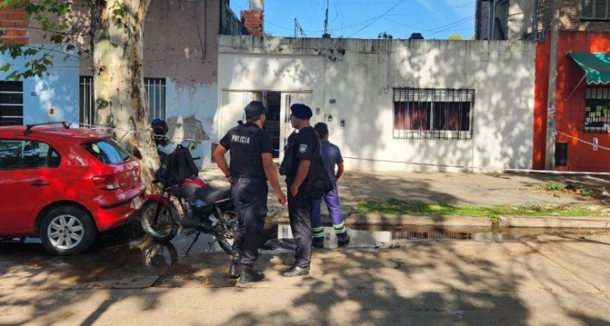 Robó una camioneta de Aguas Santafesinas, pero el GPS lo delató y terminó detenido