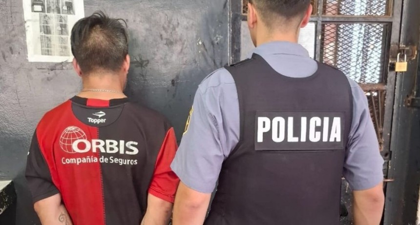 Intentó colarse a la cancha, atacó a un empleado y fue detenido