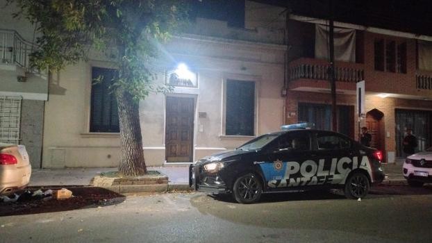Santa Fe: Hallaron muerto a un peluquero en su local de barrio Constituyente