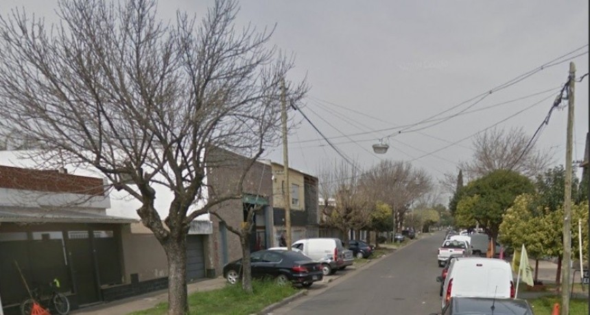 Asesinaron a un hombre a balazos en zona oeste en un ataque en moto