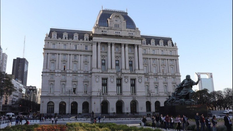 El Gobierno cambia el nombre del CCK por Palacio Libertad