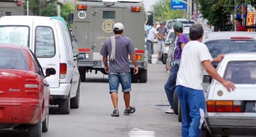 Santa Fe y el Sindicato de trapitos: la prohibición fue inefectiva, y cambian sede para asamblea constitutiva