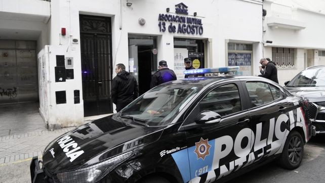 Robaron una mutual en Rosario tras forzar la reja con una amoladora