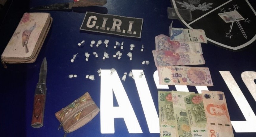 Cuatro detenidos por venta de droga en Rosario