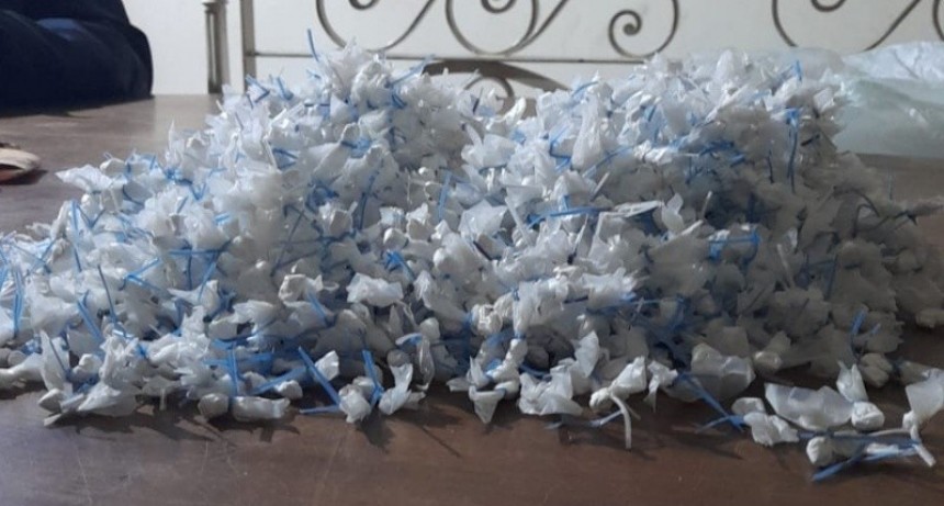 Detienen a automovilista con dos kilos de cocaína en Dean Funes 1700