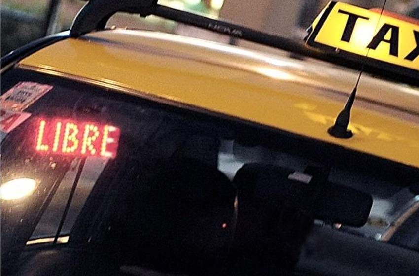 Asaltaron a un taxista simulando ser pasajero y terminaron detenidos tres sospechosos
