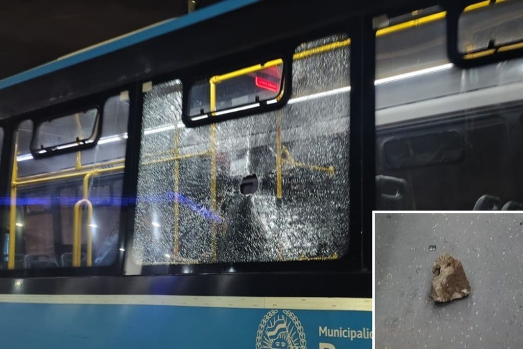 Ataque vandálico a un colectivo dejó a una joven herida en zona sudoeste