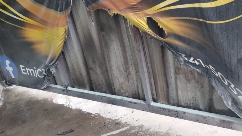 Ataques incendiarios a dos locales textiles desatan temor por rivalidades comerciales