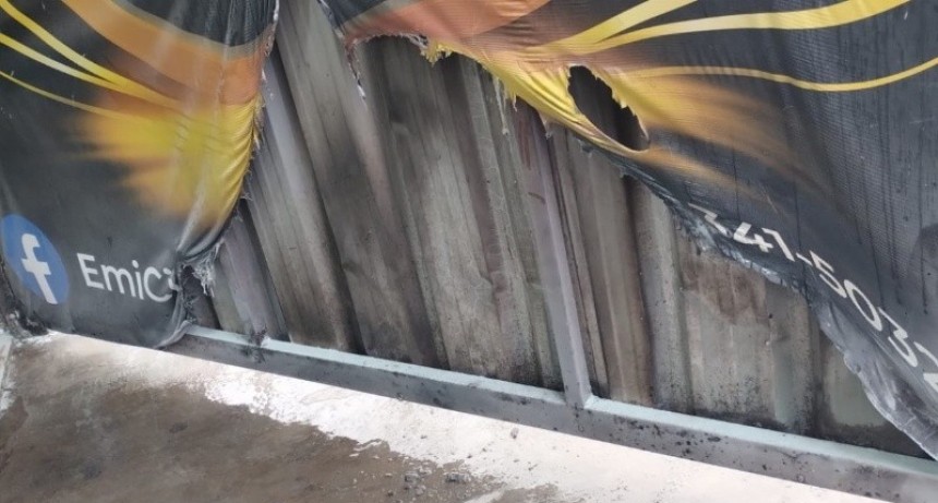 Ataques incendiarios a dos locales textiles desatan temor por rivalidades comerciales