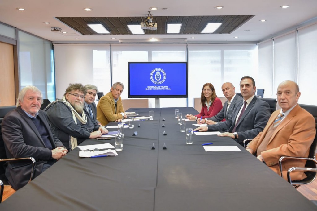 Reunión clave entre CGERA y Secretaría de Trabajo aborda la recesión y legislación laboral