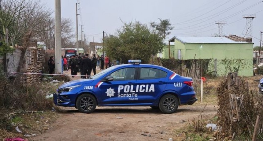 Asesinan a un hombre en Santa Fe: hallado con una puñalada en el cuello