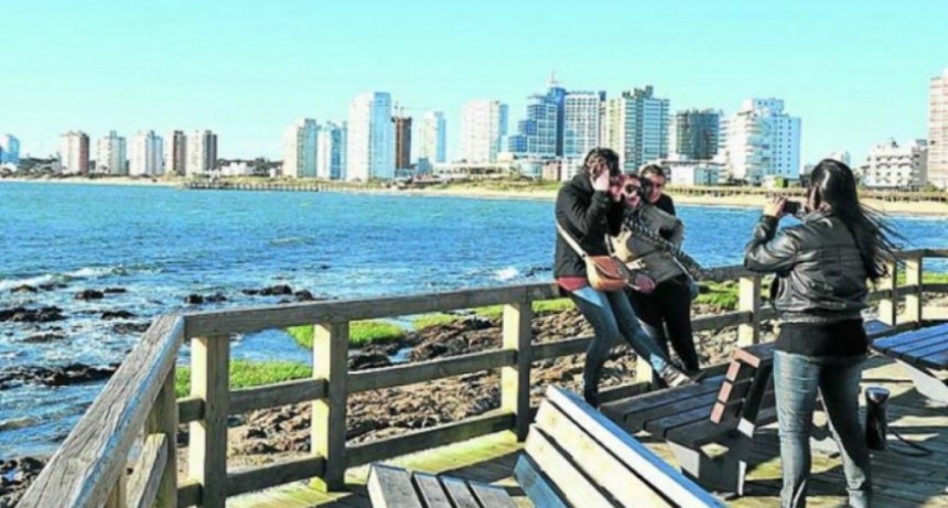 El turismo receptivo le aportó 289 millones de dólares a Uruguay