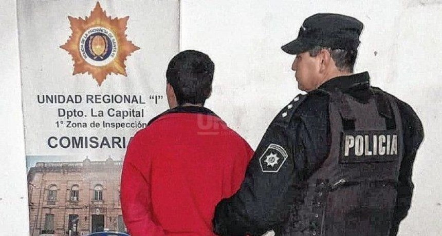 Sante Fe: Detenido en Santa Rosa de Lima por amenazas a dos mujeres y posesión de un arma de guerra