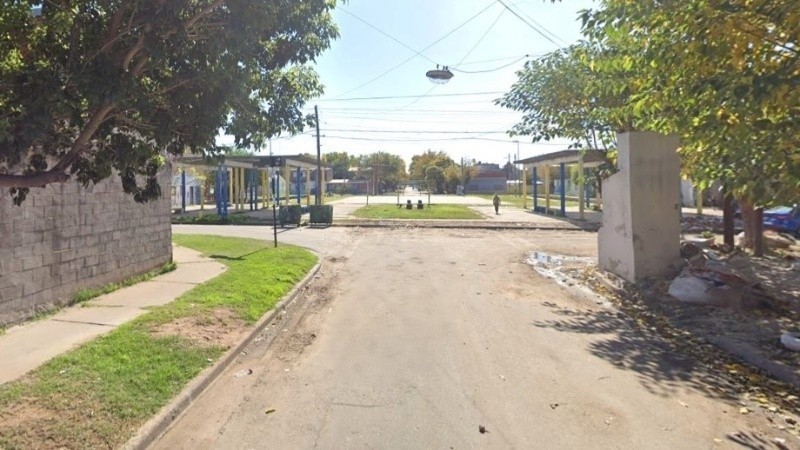 Ataque a tiros en una plaza de Ludueña dejó herido a un adolescente
