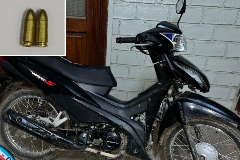 Ataque a balazos en Las Flores: detuvieron a dos jóvenes con una moto robada