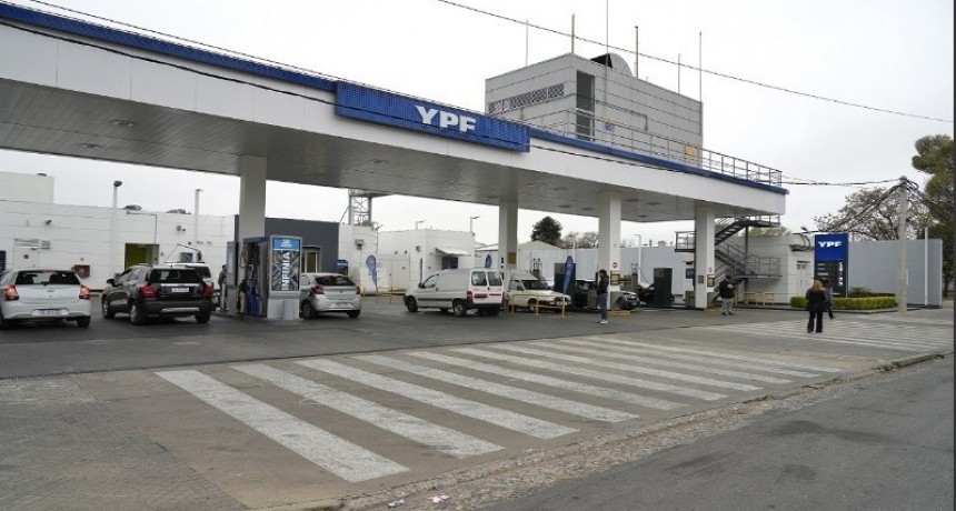 Adolescente baleado en YPF en viaje escolar sufre trombosis en la pierna