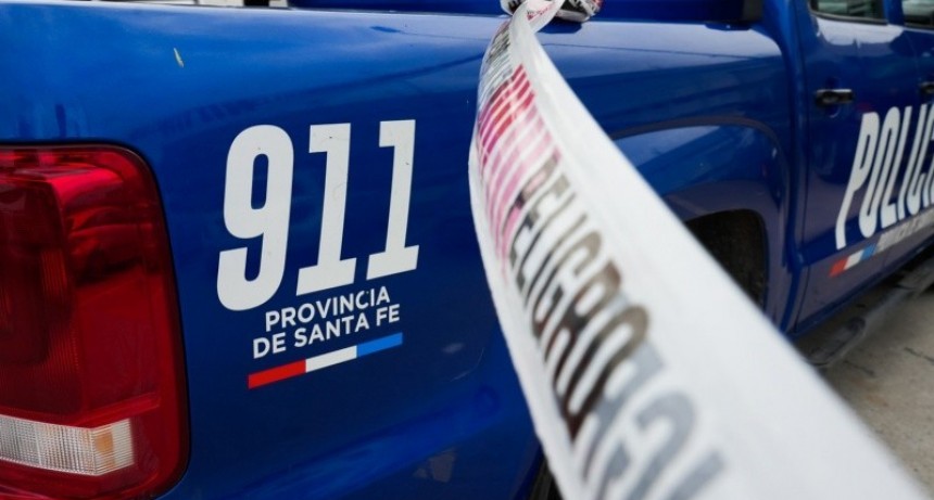 Hombre fue apuñalado tras negarse a compartir vino con su vecino