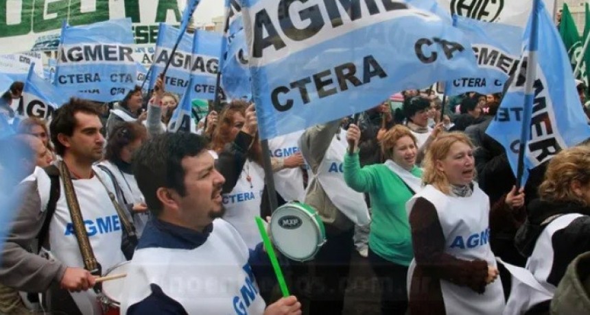 Los docentes entrerrianos inician este martes tres días de paro en reclamo de mejoras salariales