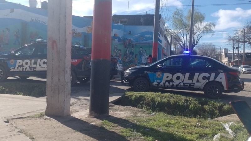 Un joven fue baleado en Las Flores Sur y trasladado grave al Heca