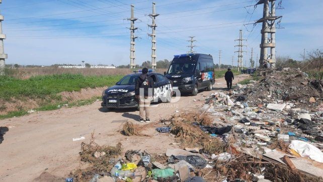 Sauce Viejo: Un hombre baleado y un cadáver hallado en un zanjón