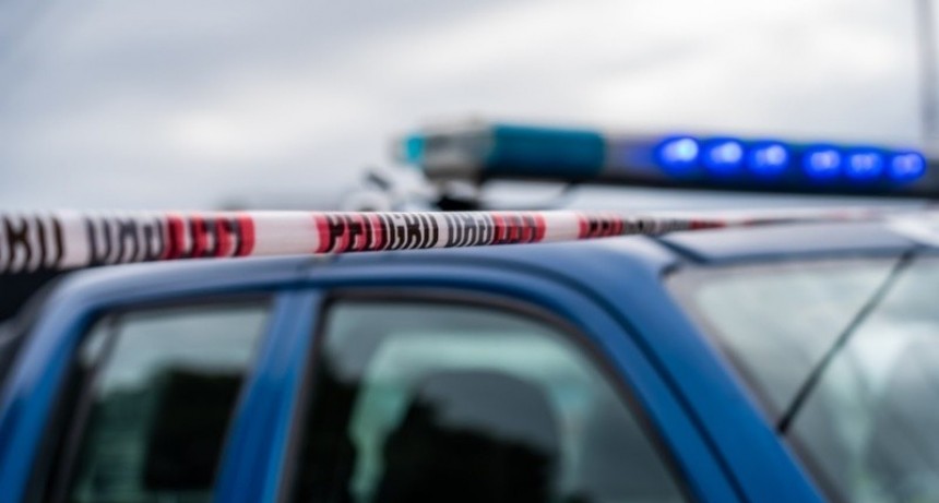 Un gendarme que trabajaba como chofer de Uber baleó a dos pasajeros que intentaron asaltarlo