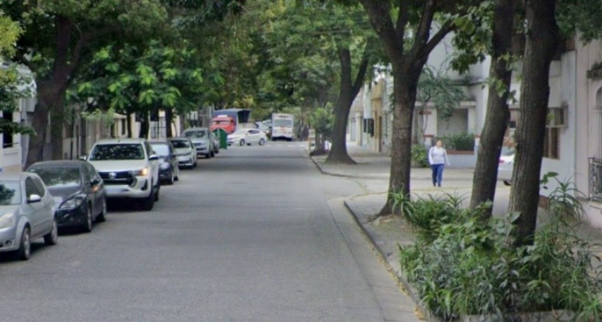 Asaltan armados con cuchillos a un hombre en su vivienda de barrio Abasto y se llevan sus ahorros