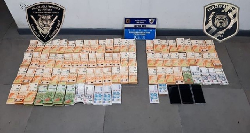 Detienen a dos jóvenes en Pueblo Esther con más de 9 millones de pesos sin justificar