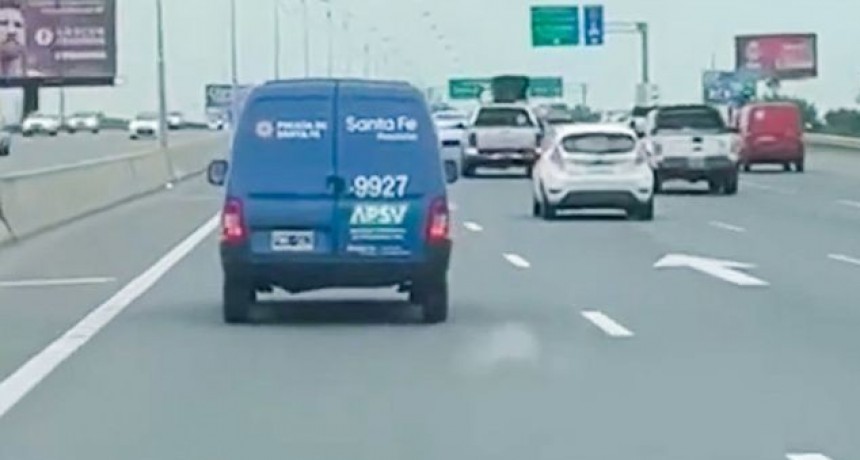 Ataque a piedrazos en Circunvalación a colectivo con destino a Ezeiza