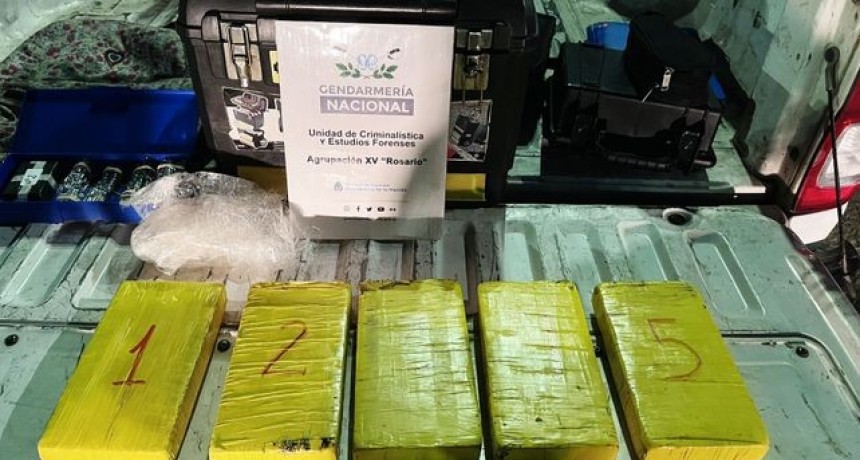 Gendarmería secuestra 5 kilos de cocaína en un colectivo hacia Corrientes, pero no hay detenidos