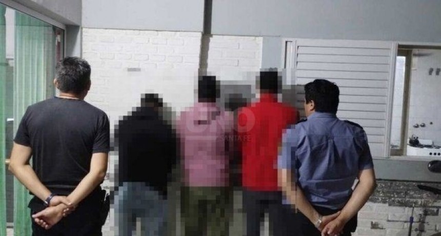 Detienen a tres hombres y recuperan camión robado en operativo de piratería del asfalto en Santo Tomé