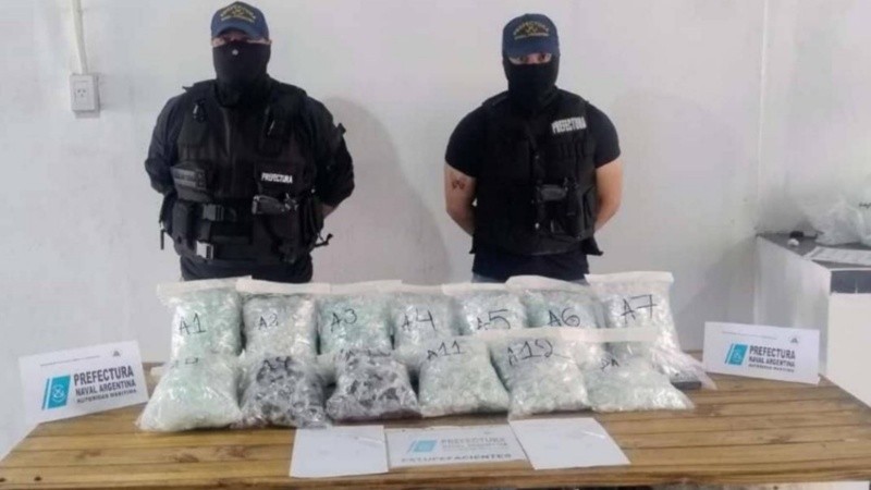 Puerto San Martín: Secuestran más de seis mil dosis de cocaína