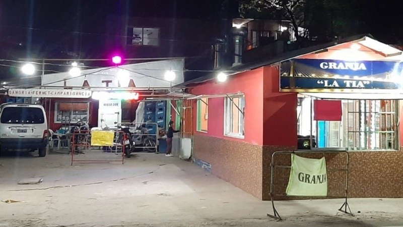 Clausuraron el bar “La Tía” en La Florida tras un operativo por narcomenudeo y hallaron 16 armas
