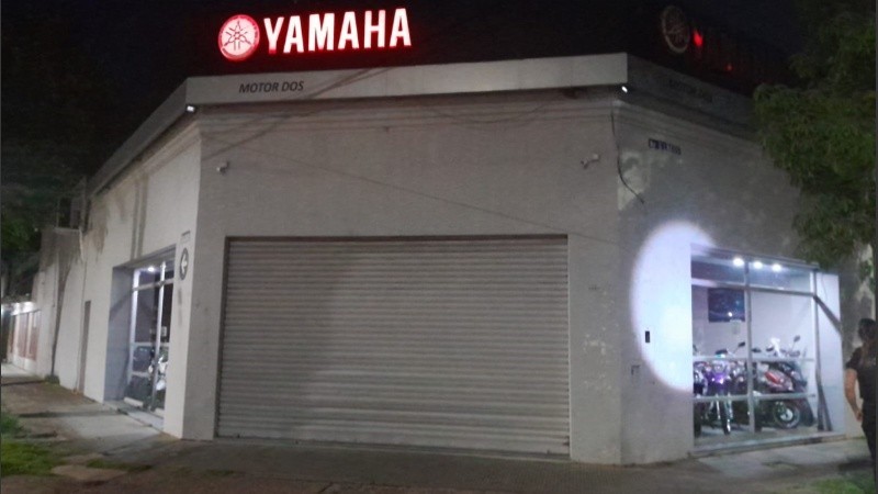 Detuvieron a dos menores que balearon un local de repuestos en la zona oeste de Rosario