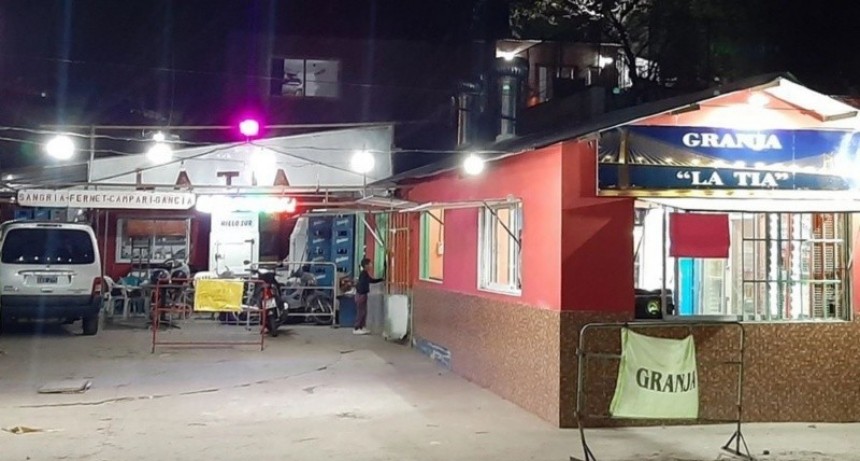 Clausuraron el bar “La Tía” en La Florida tras un operativo por narcomenudeo y hallaron 16 armas