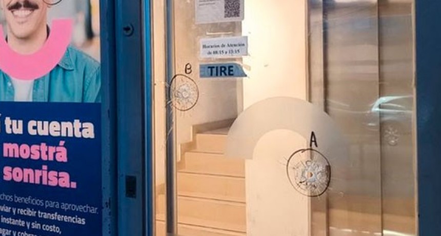 Ataque armado y amenaza en banco de Zona Sur: gobernador Pullaro blanco de intimidación