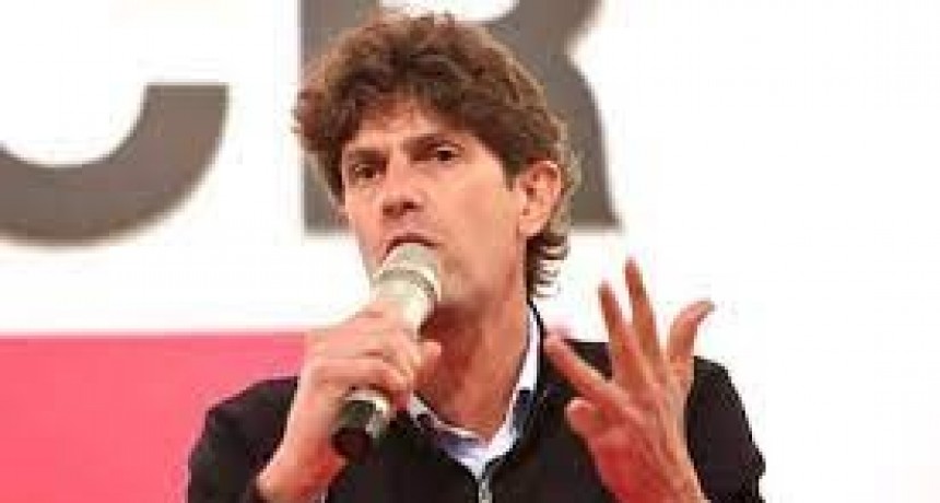 Martín Lousteau fue elegido como presidente de la UCR