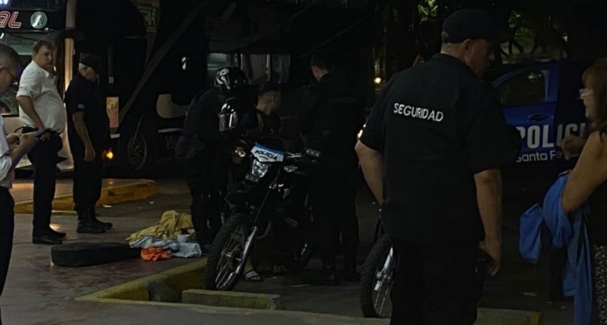 Santa Fe: Detienen a dos hombres que robaban a pasajeros de un colectivo de larga distancia