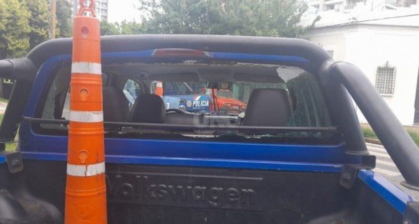 Santa Fe: Denuncia de violencia de género termina en persecución, policías heridos y patrulleros dañados