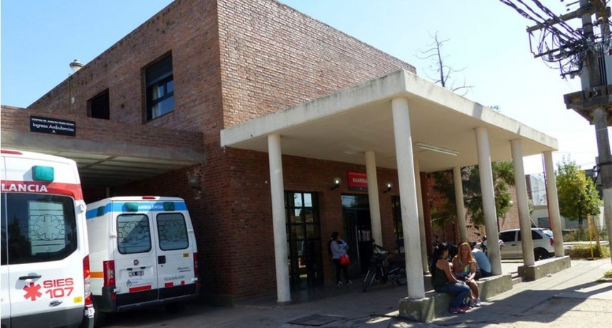 Joven de 19 años baleado en un ataque a plena luz del día en Villa Gobernador Gálvez